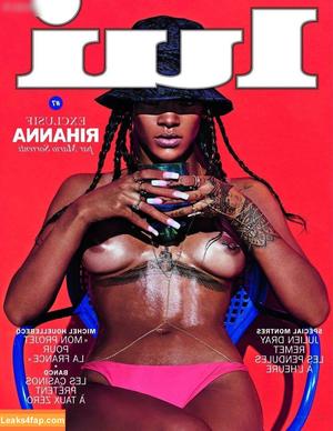 Rihanna photo #1956