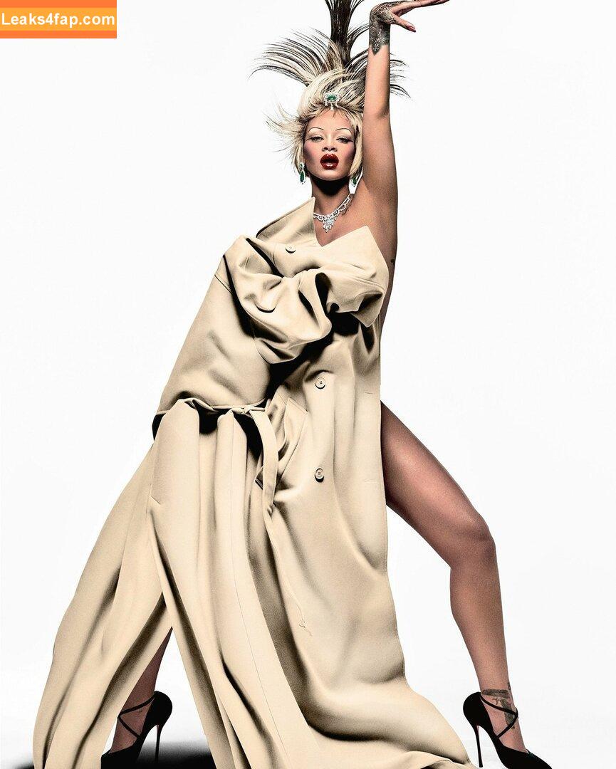 Rihanna / badgalriri leaked photo photo #2008
