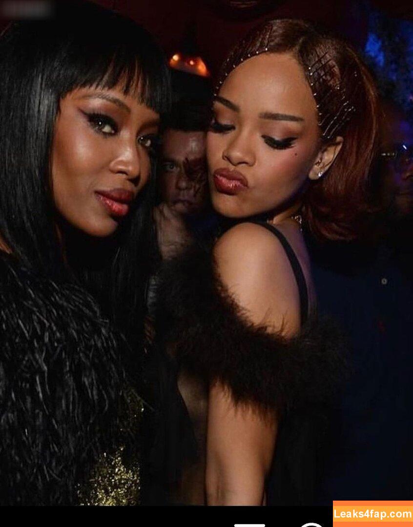 Rihanna / badgalriri leaked photo photo #2068