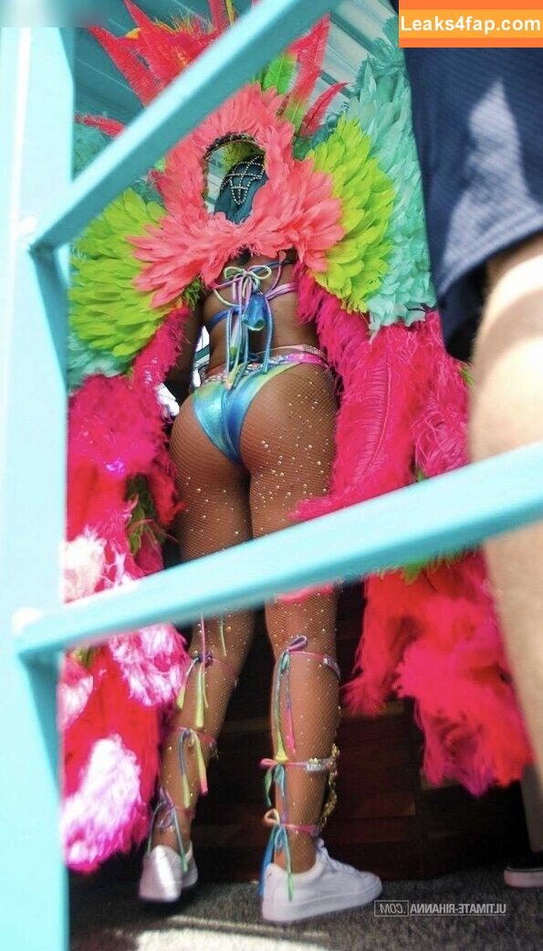 Rihanna / badgalriri leaked photo photo #2151