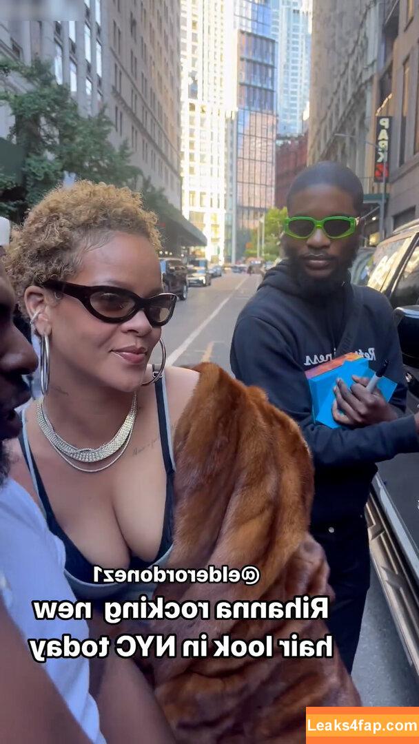 Rihanna / badgalriri leaked photo photo #2257