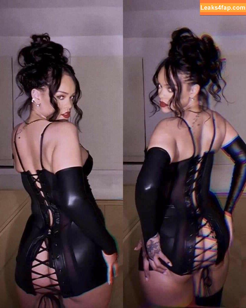 Rihanna / badgalriri leaked photo photo #2276