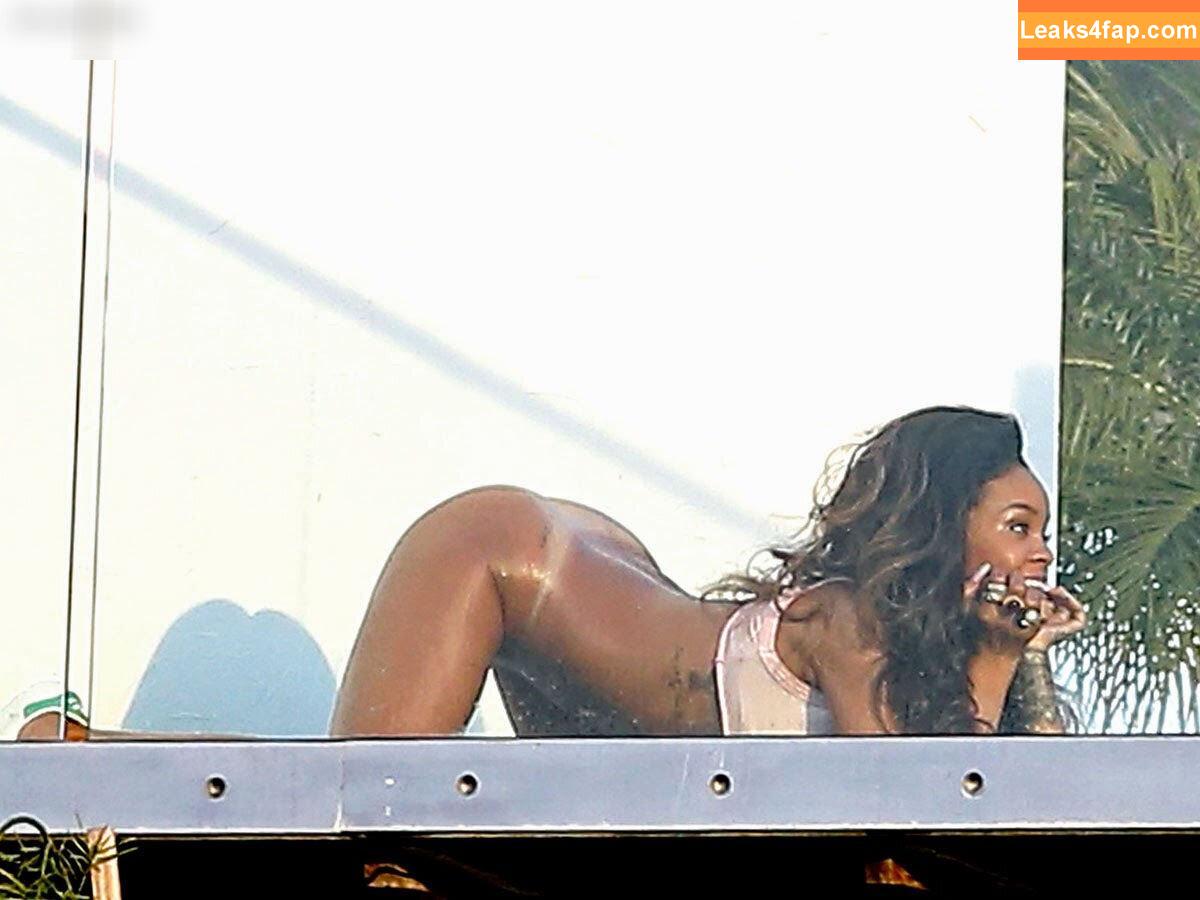 Rihanna / badgalriri слитое фото фото #2343