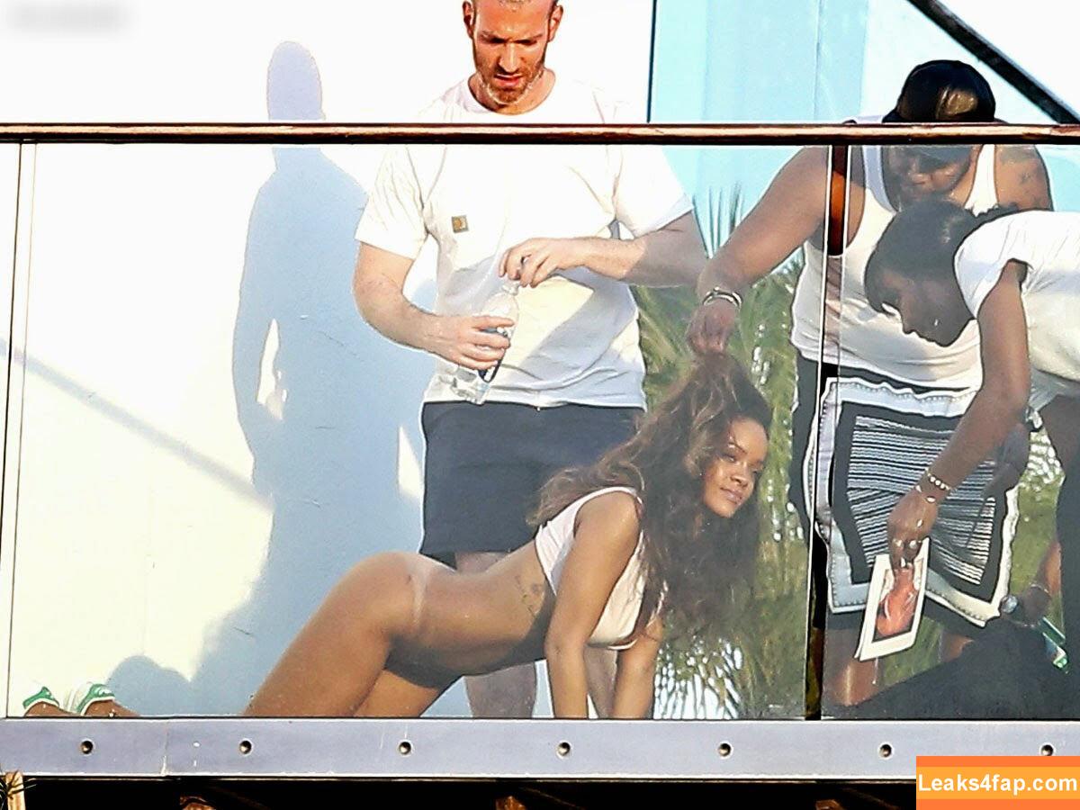 Rihanna / badgalriri слитое фото фото #2349