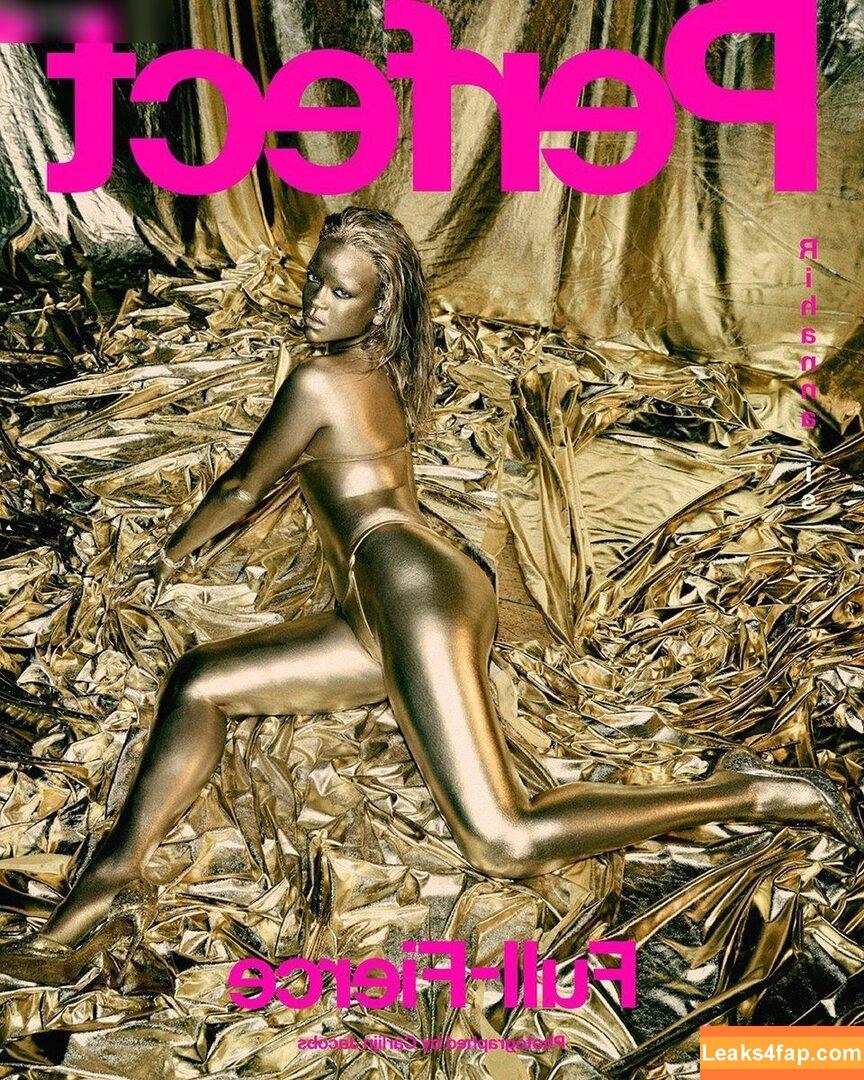 Rihanna / badgalriri leaked photo photo #2434