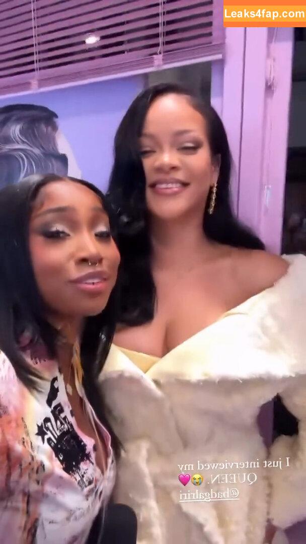 Rihanna / badgalriri leaked photo photo #2755