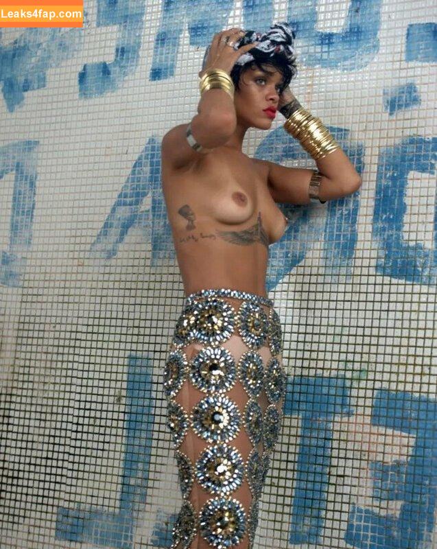 Rihanna / badgalriri leaked photo photo #2890