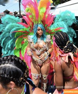 Rihanna photo #2161
