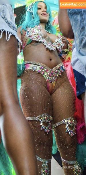 Rihanna photo #2162