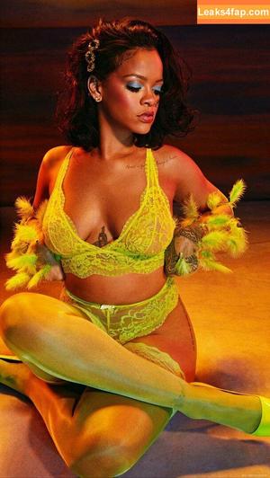 Rihanna photo #2224