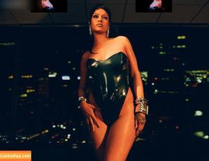 Rihanna photo #2243