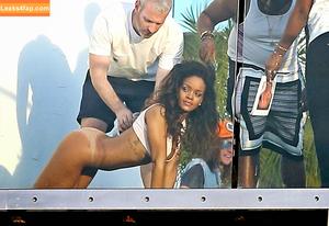 Rihanna photo #2345