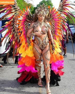 Rihanna photo #2443