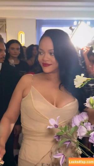 Rihanna photo #2778