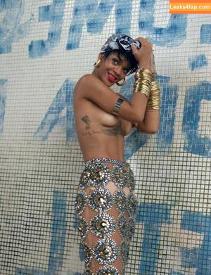 Rihanna photo #2889