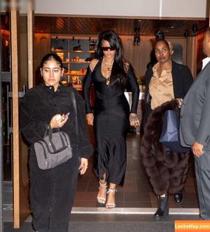 Rihanna photo #2995