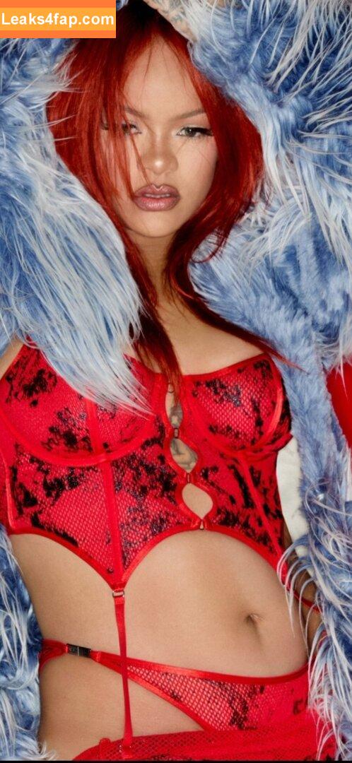 Rihanna / badgalriri leaked photo photo #3017