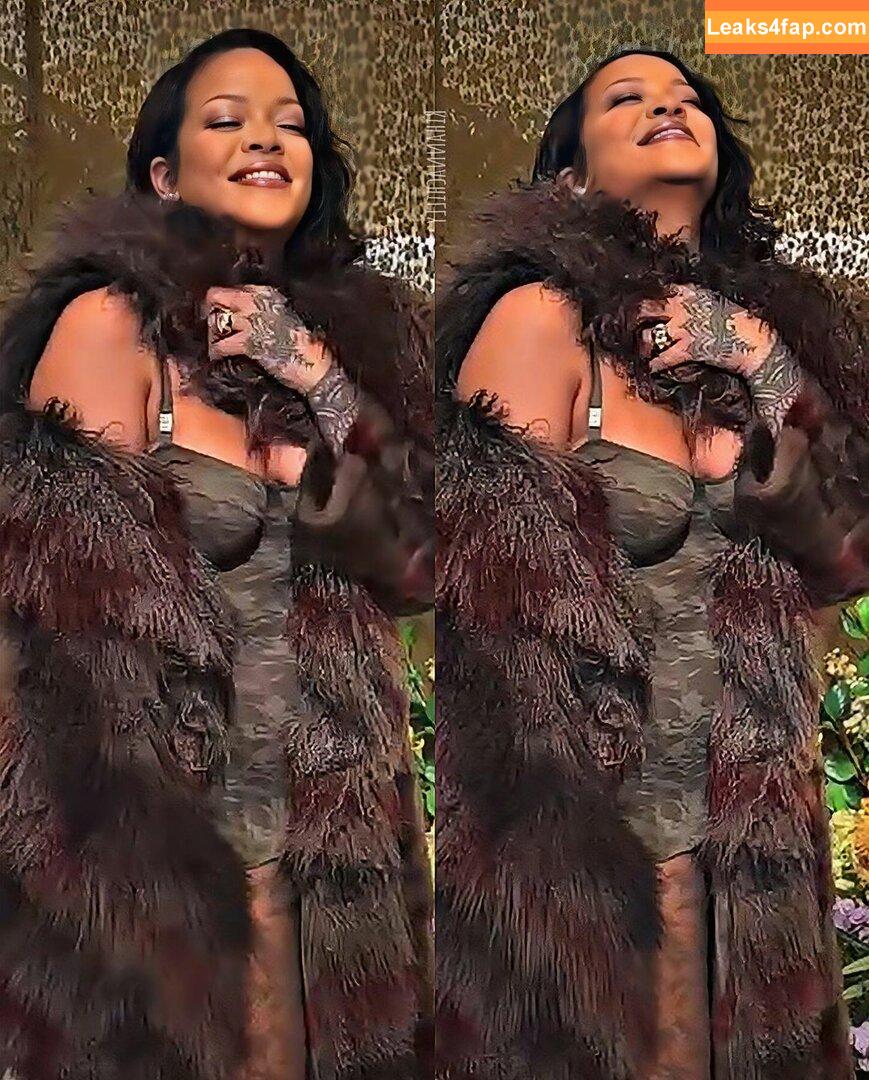 Rihanna / badgalriri leaked photo photo #3057
