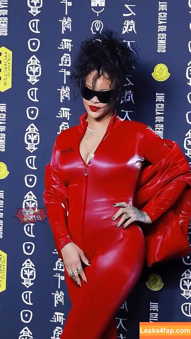 Rihanna / badgalriri слитое фото фото #3178