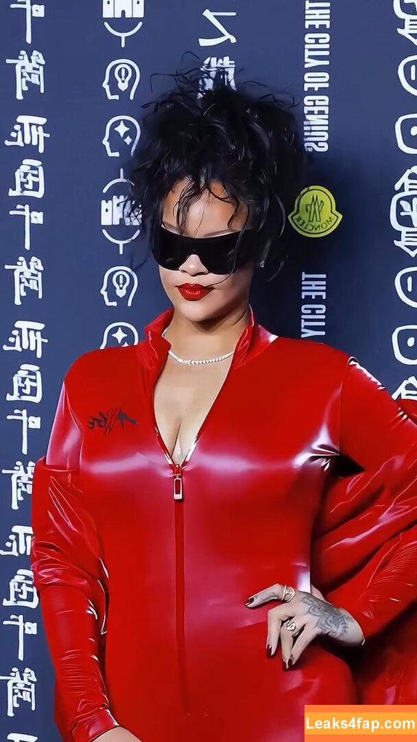 Rihanna / badgalriri слитое фото фото #3180