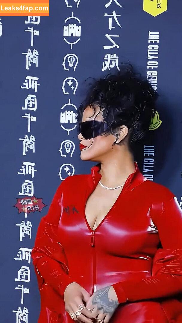 Rihanna / badgalriri слитое фото фото #3181