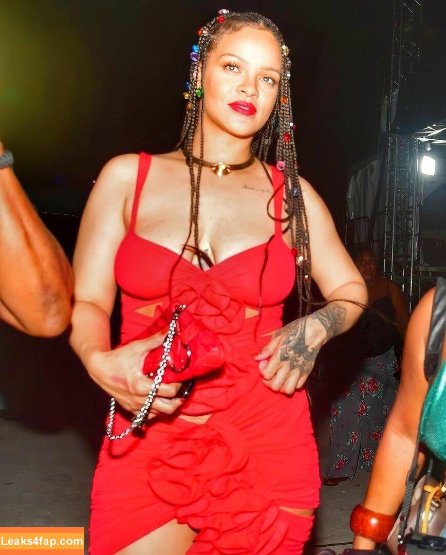 Rihanna / badgalriri слитое фото фото #3211