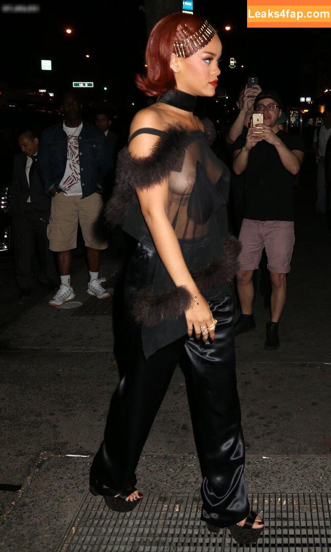 Rihanna / badgalriri слитое фото фото #3245