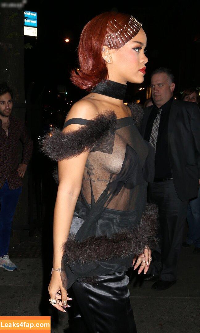 Rihanna / badgalriri слитое фото фото #3246