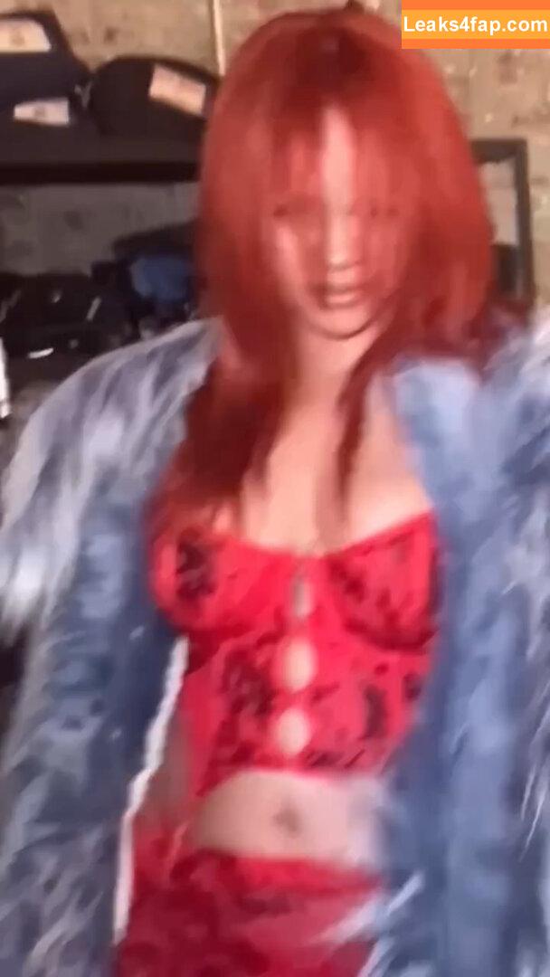 Rihanna / badgalriri слитое фото фото #3396