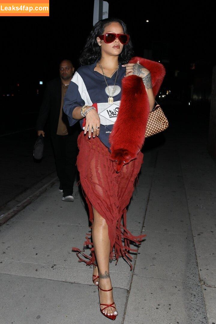 Rihanna / badgalriri слитое фото фото #3414