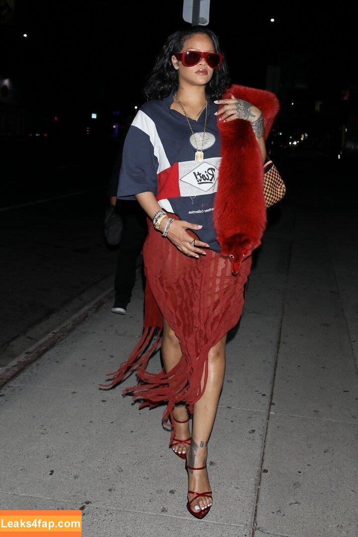 Rihanna / badgalriri слитое фото фото #3416