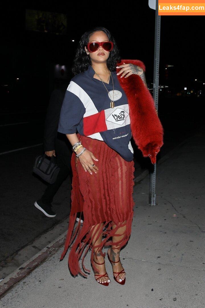 Rihanna / badgalriri слитое фото фото #3420