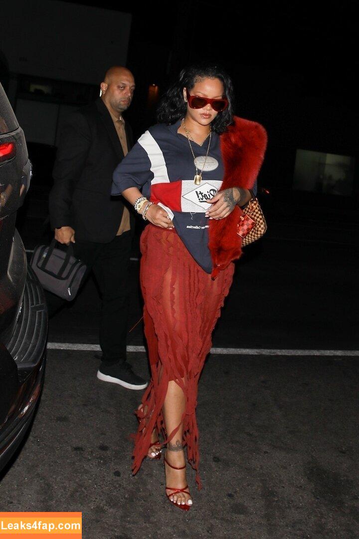 Rihanna / badgalriri слитое фото фото #3425