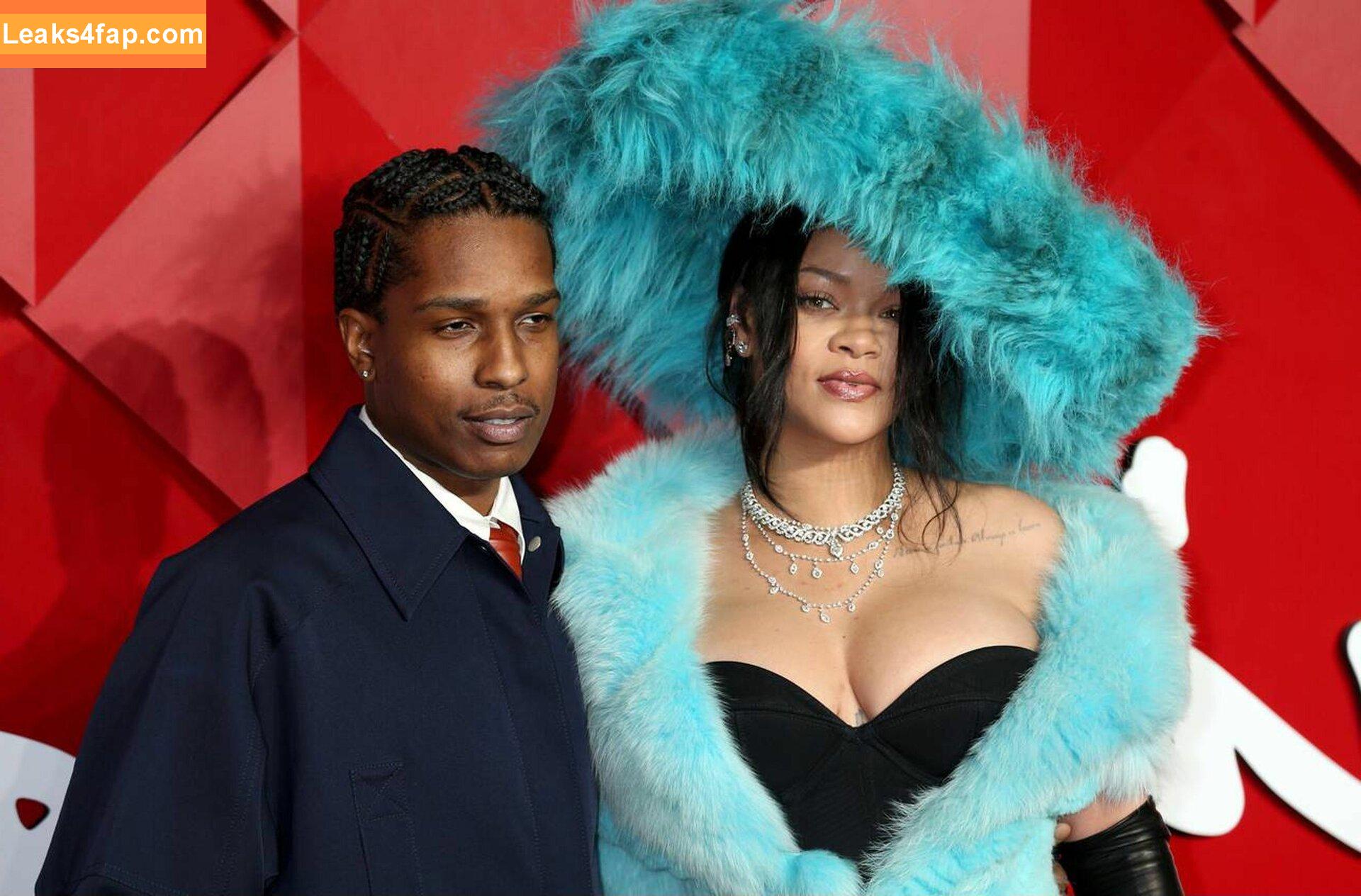 Rihanna / badgalriri слитое фото фото #3435