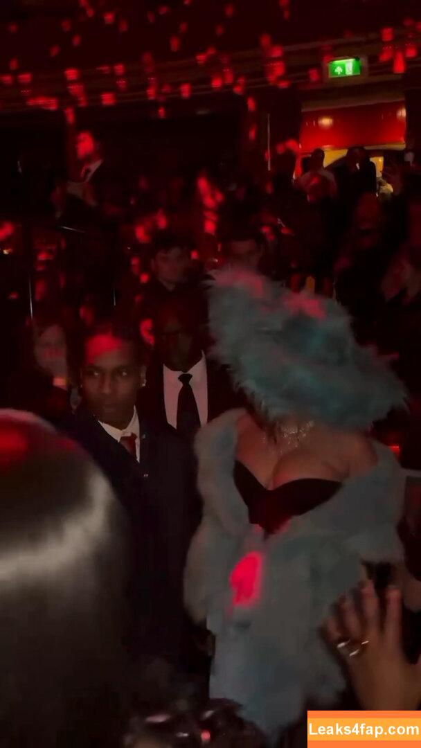 Rihanna / badgalriri слитое фото фото #3462