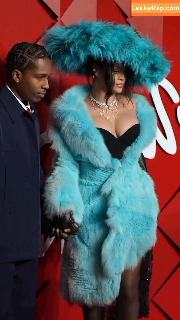 Rihanna / badgalriri слитое фото фото #3463