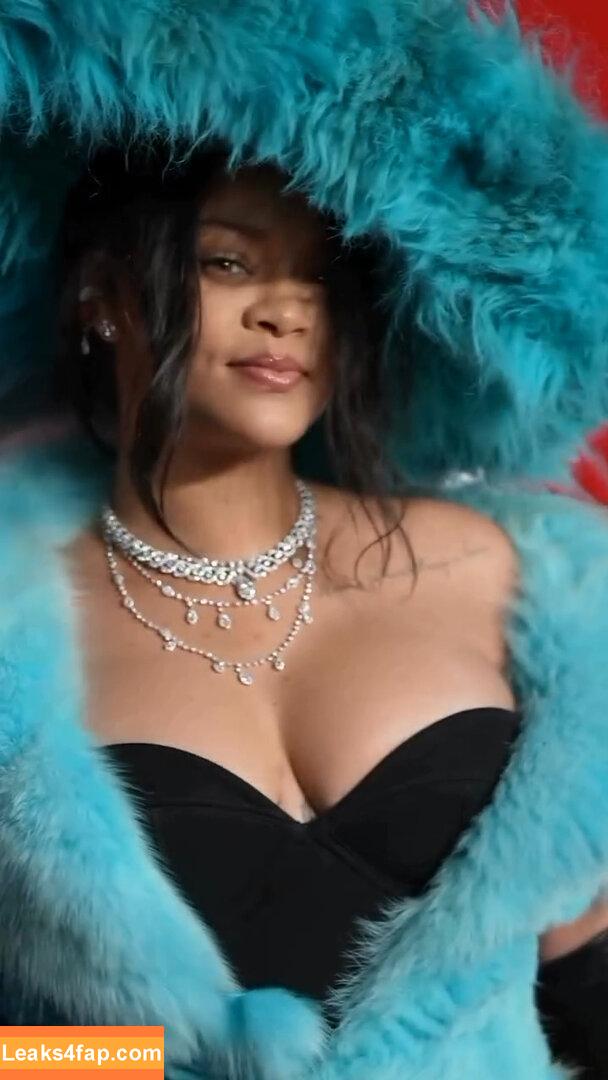 Rihanna / badgalriri слитое фото фото #3469