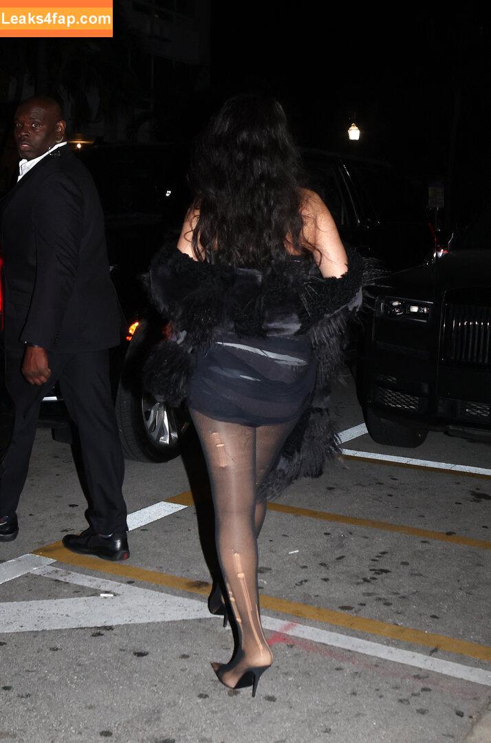 Rihanna / badgalriri leaked photo photo #3535