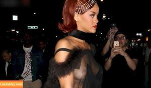 Rihanna photo #3240