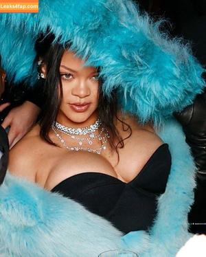 Rihanna фото #3438