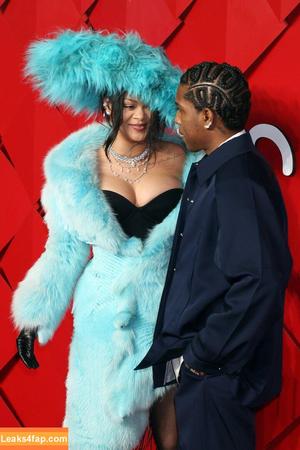 Rihanna фото #3448