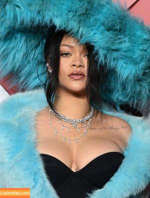 Rihanna фото #3451