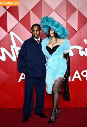 Rihanna фото #3452