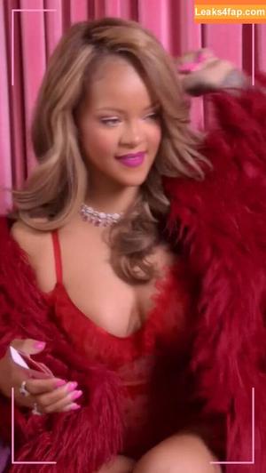 Rihanna photo #3614