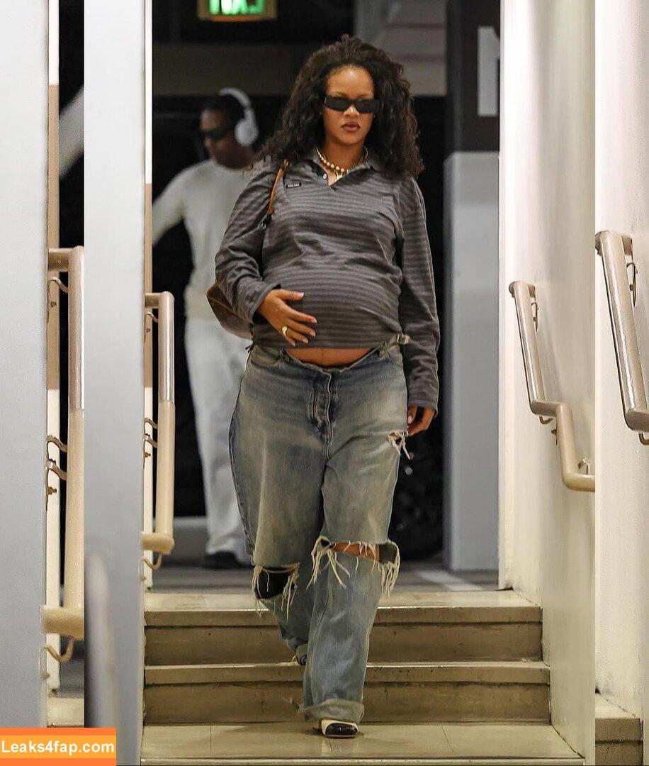 Rihanna / badgalriri слитое фото фото #4092