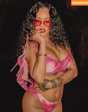 Rihanna фото #4046