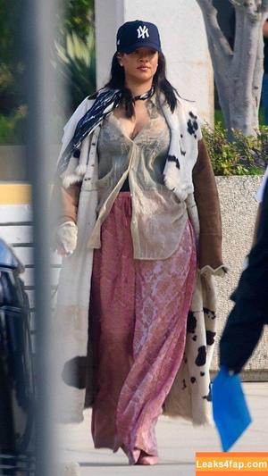 Rihanna photo #4116