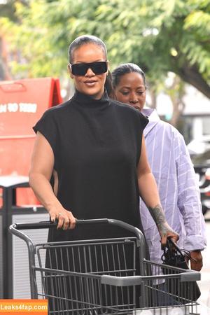 Rihanna фото #4297