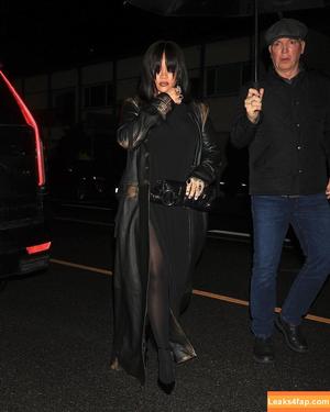 Rihanna photo #4316