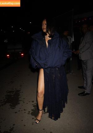 Rihanna photo #4567